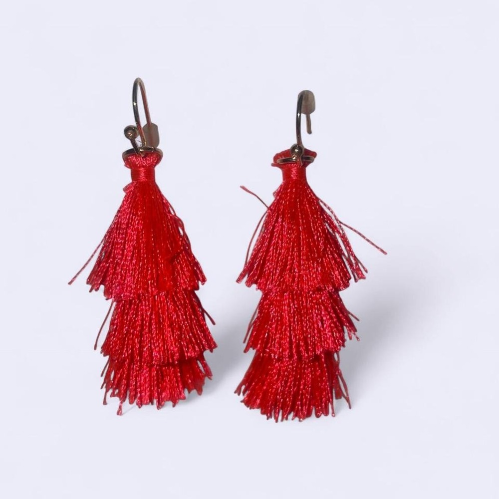 Earing Set - Picture 2 of 3